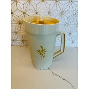 Vintage 1970s Tupperware‎ Pitcher